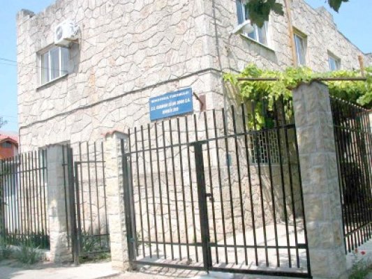 Escroacele care vindeau vilele Carmen Silva îşi bat joc de munca procurorilor